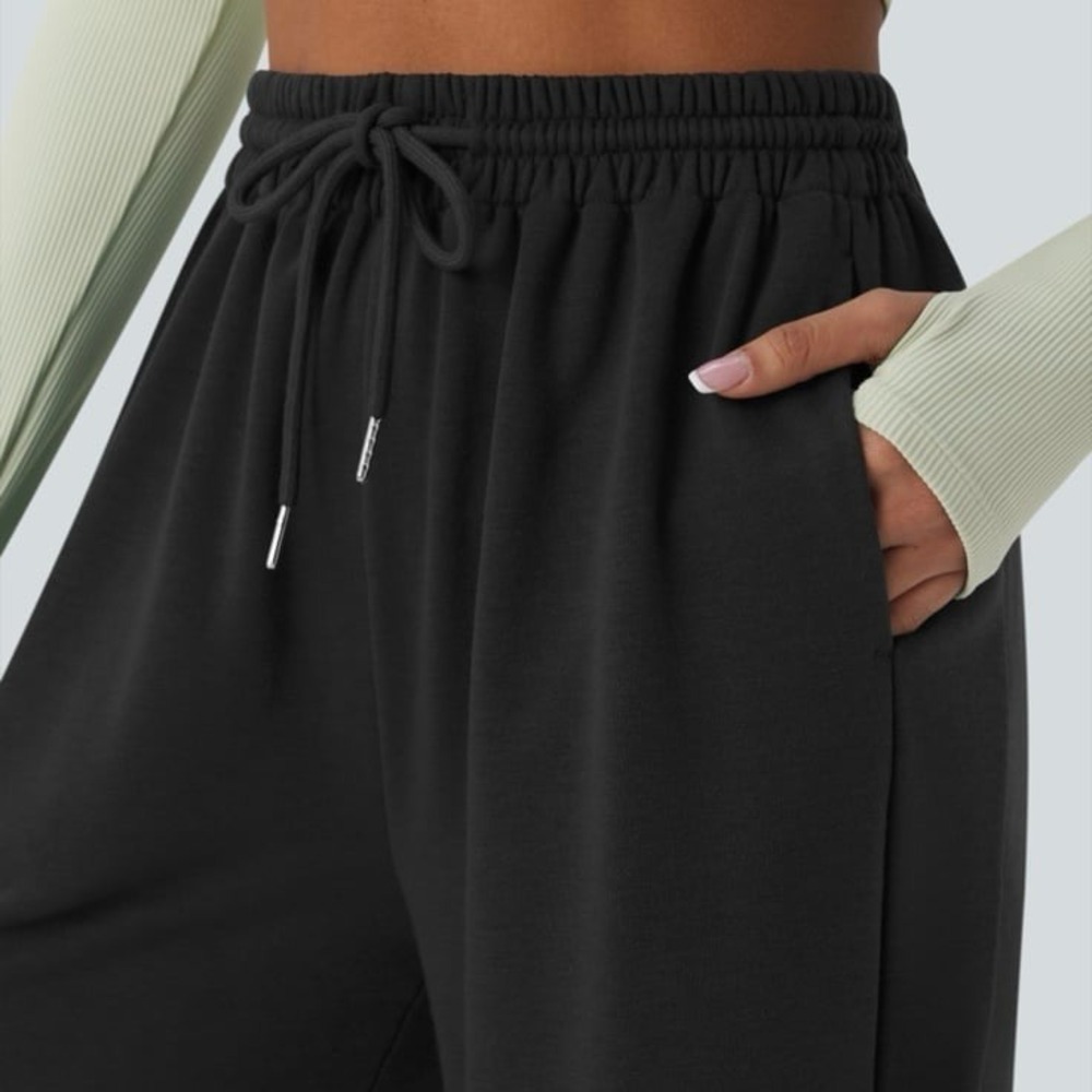 Halara High Waisted Drawstring Pocket Joggers Black Small/Regular‎ - Picture 4 of 9